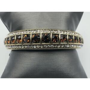 Heidi Daus Oval Hinged Crystal Bracelet – Cognac-Color  – Size Med – NIB